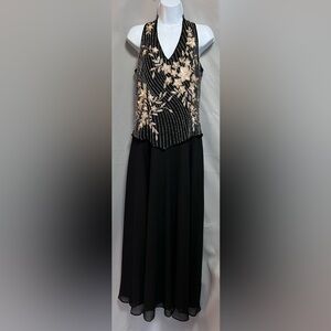 J Kara Women's Long Beaded V Trim Detail Dress Sequin Black Gold Sleeveless‎